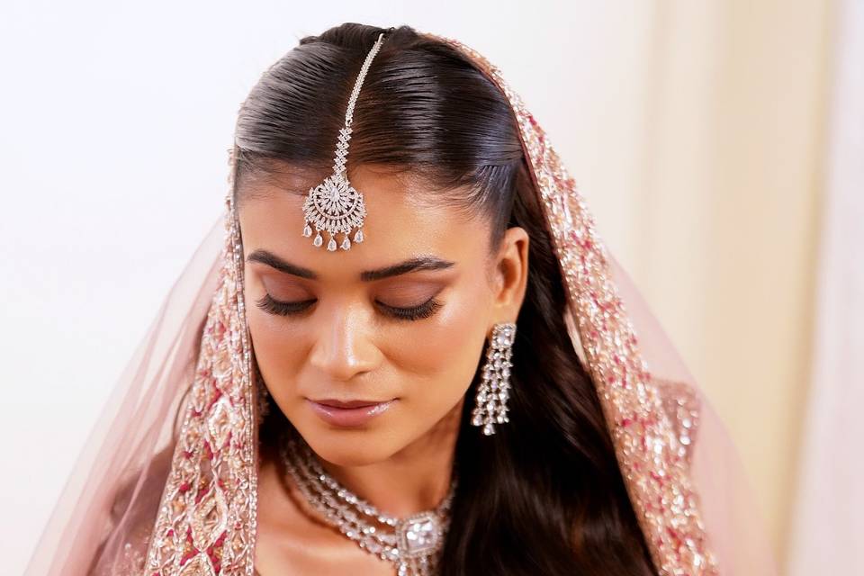 Makeup by Chandni Doshi