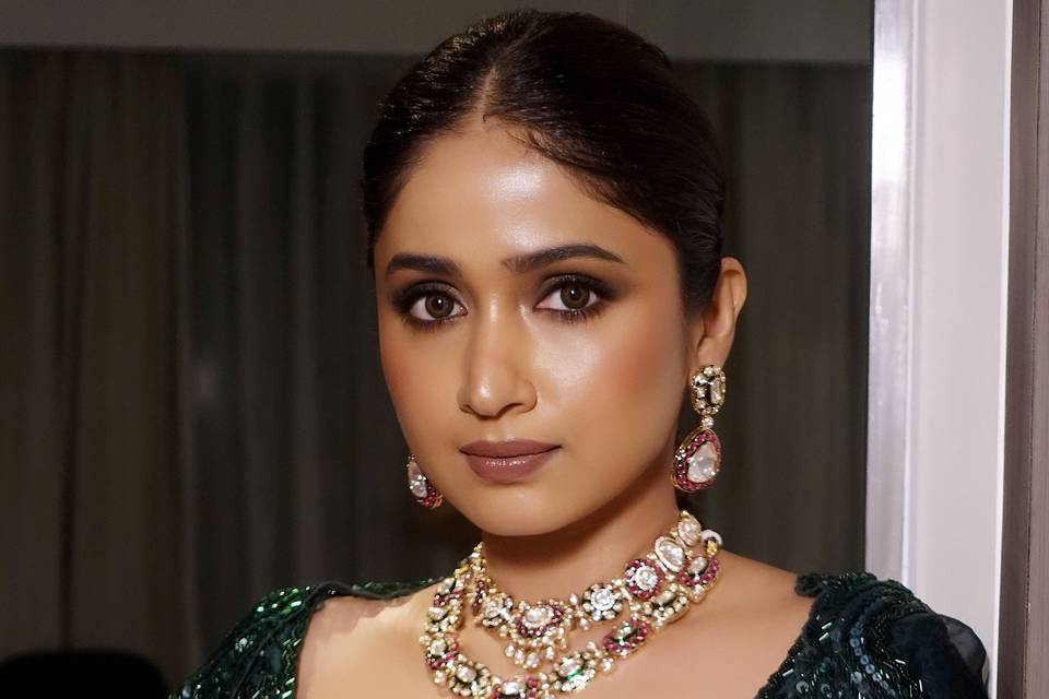 Makeup by Chandni Doshi