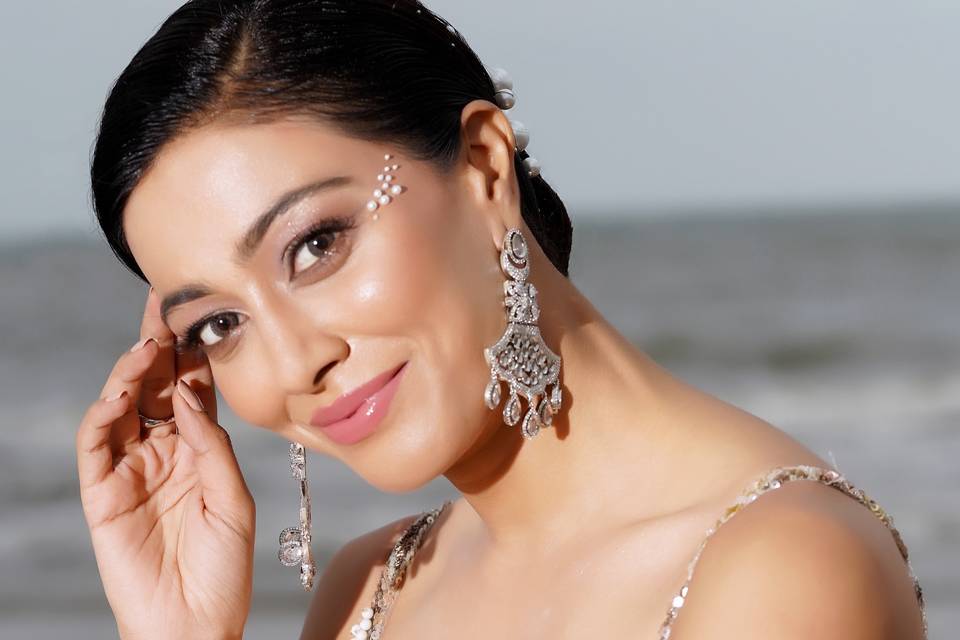 Makeup by Chandni Doshi