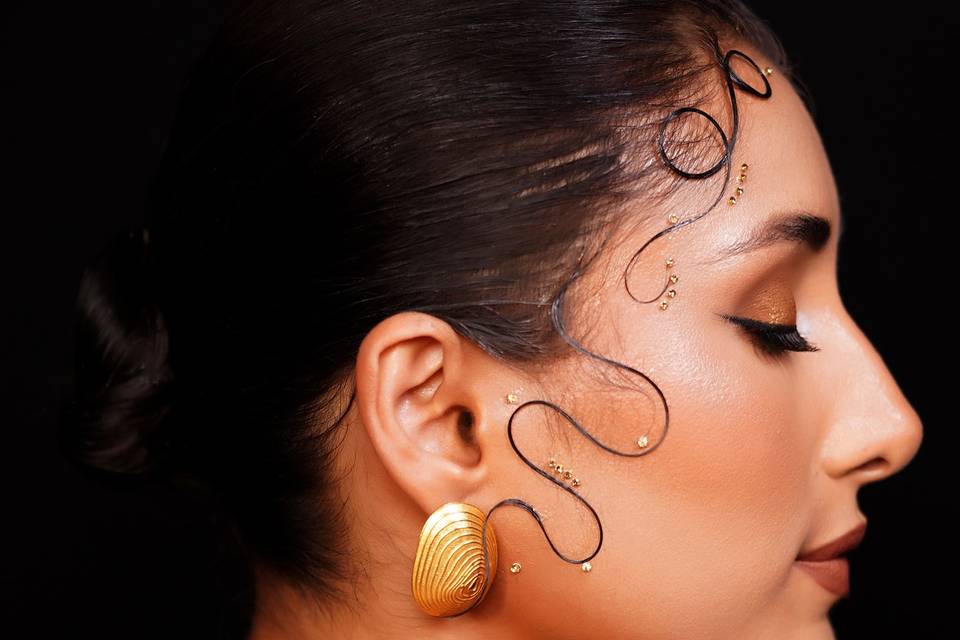 Makeup by Chandni Doshi