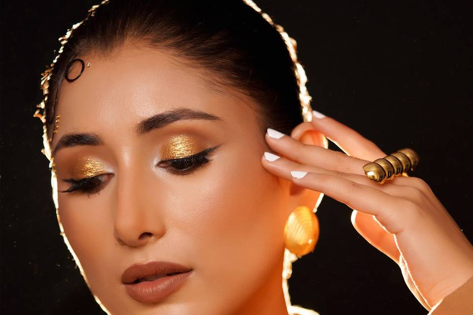 Makeup by Chandni Doshi