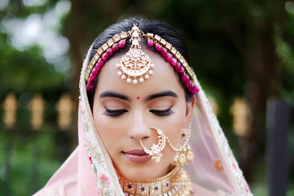 Makeup by Chandni Doshi