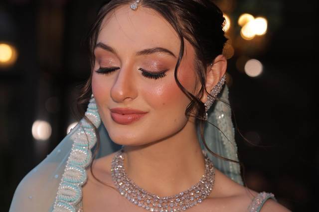 Party makeup
