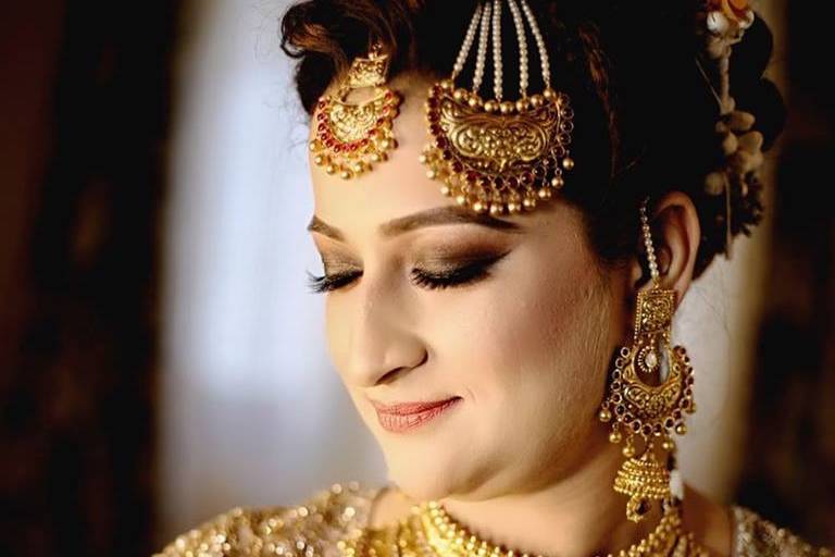 Bridal makeup