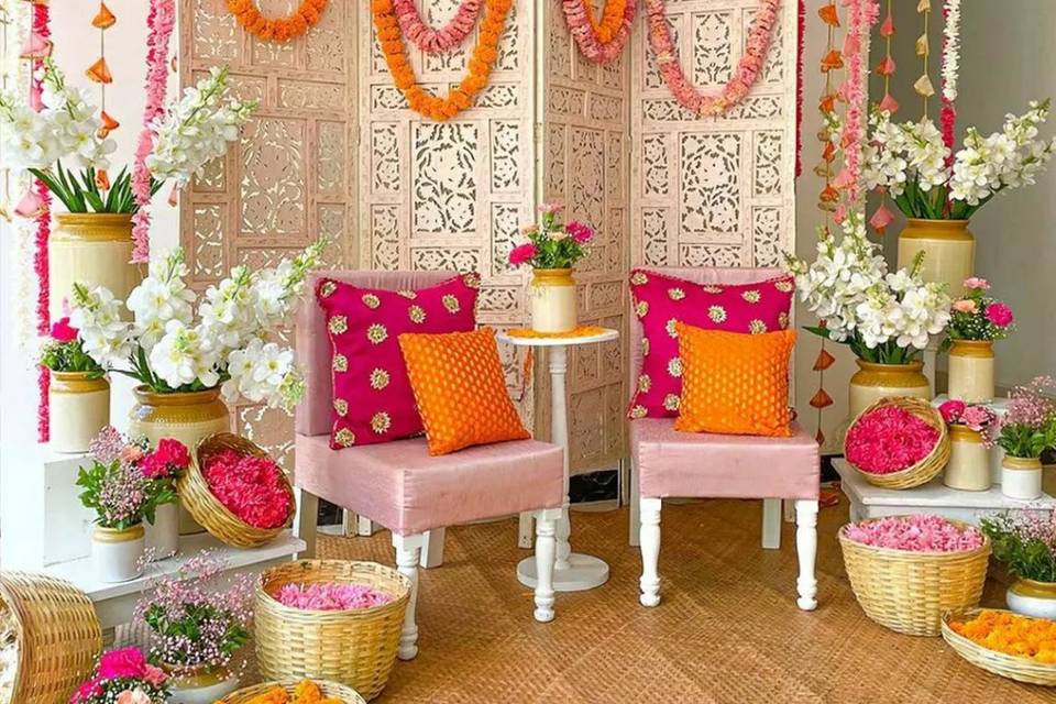 Myra decor