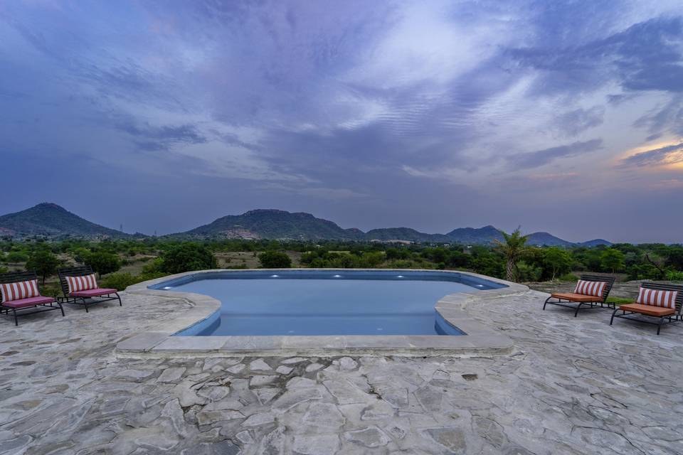 Infinity pool area