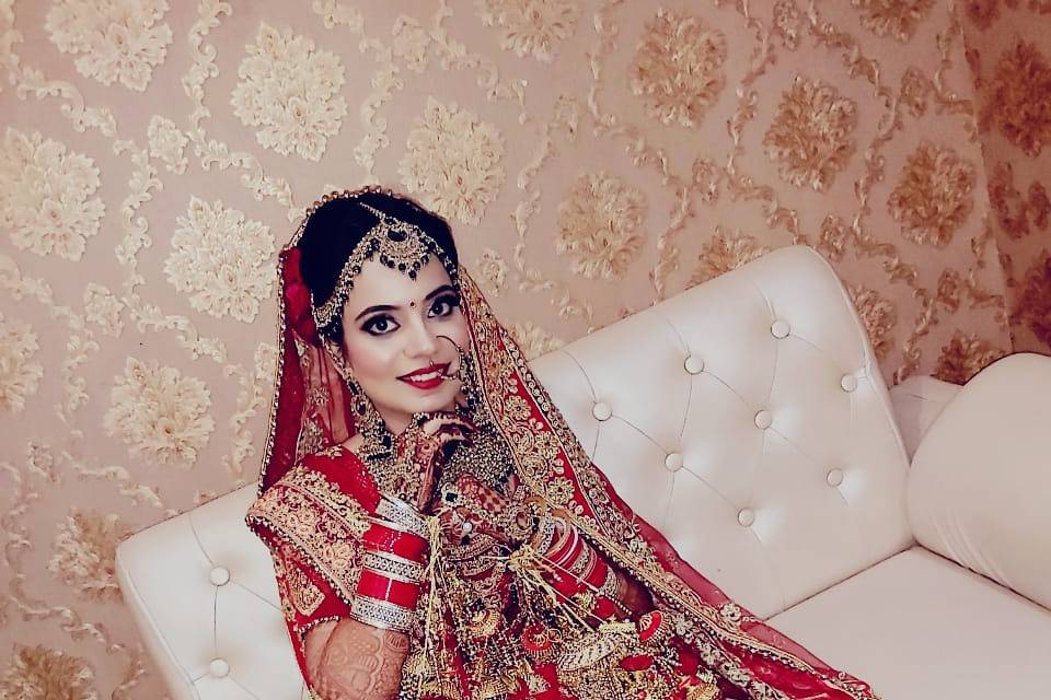 Bridal makeup