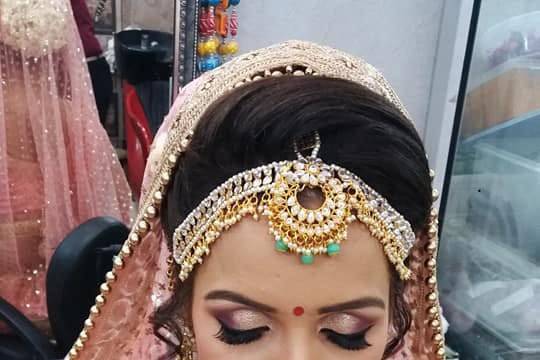 Bridal makeup