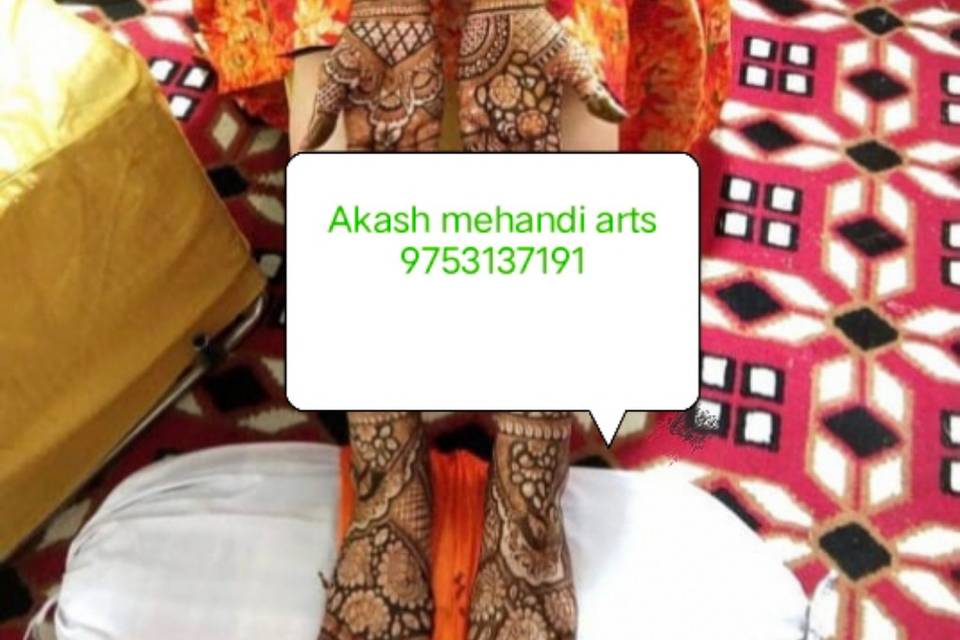 Akash Mehandi Artist, Indore