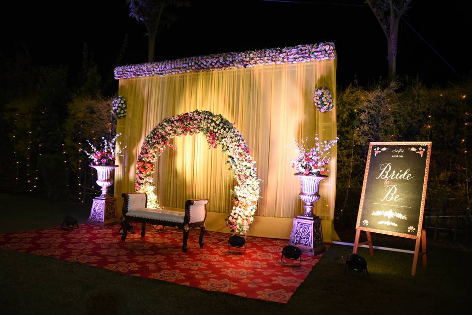 Mehndi stage