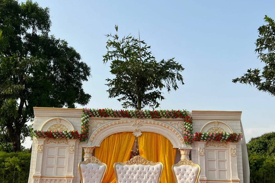 Maharaja style couch and stage