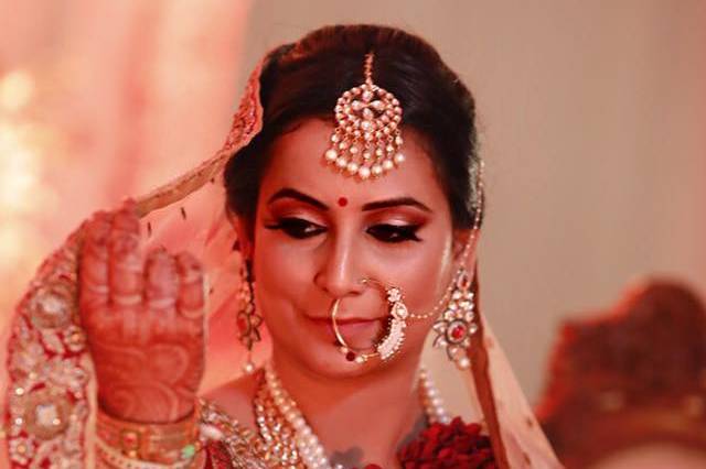 Bridal makeup