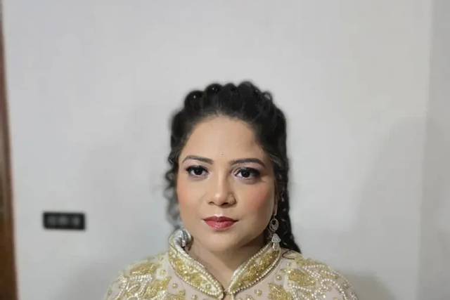 Party makeup