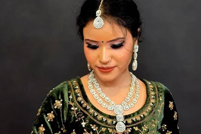 Party makeup