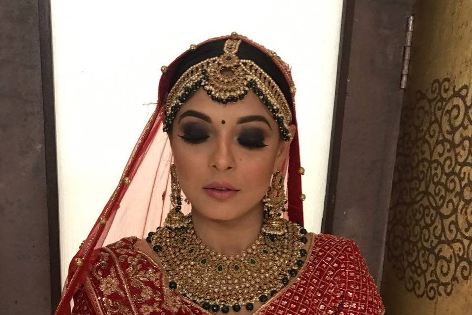 Bridal makeup