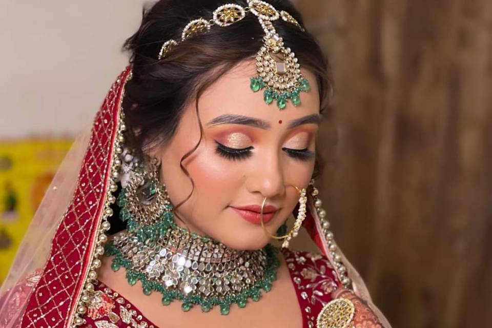 Akanksha Makeup Artist