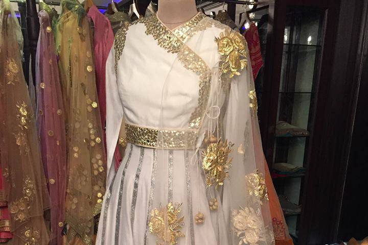 Nawaz Creations, Sheikh Sarai