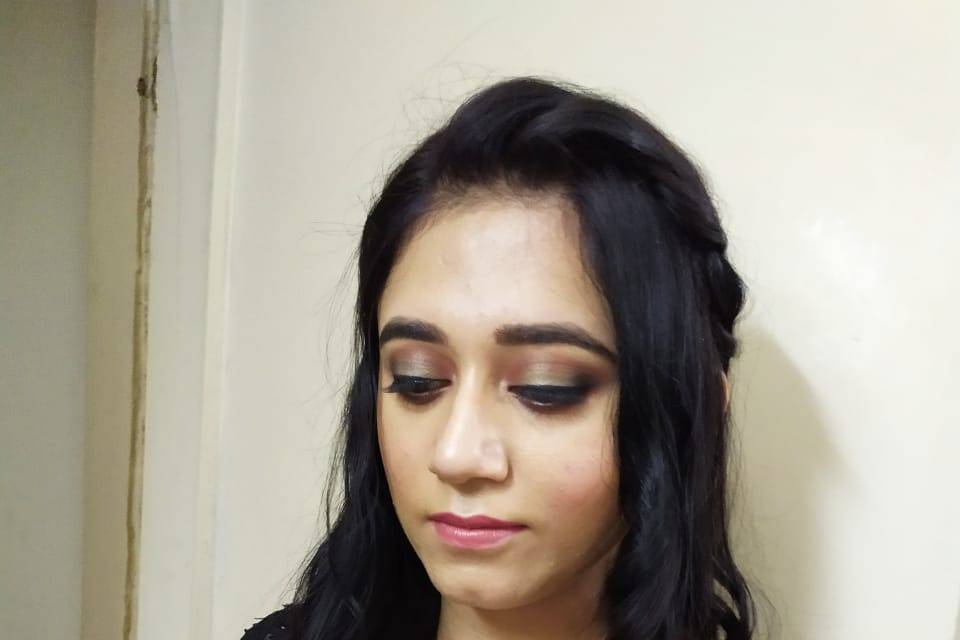 Party makeup