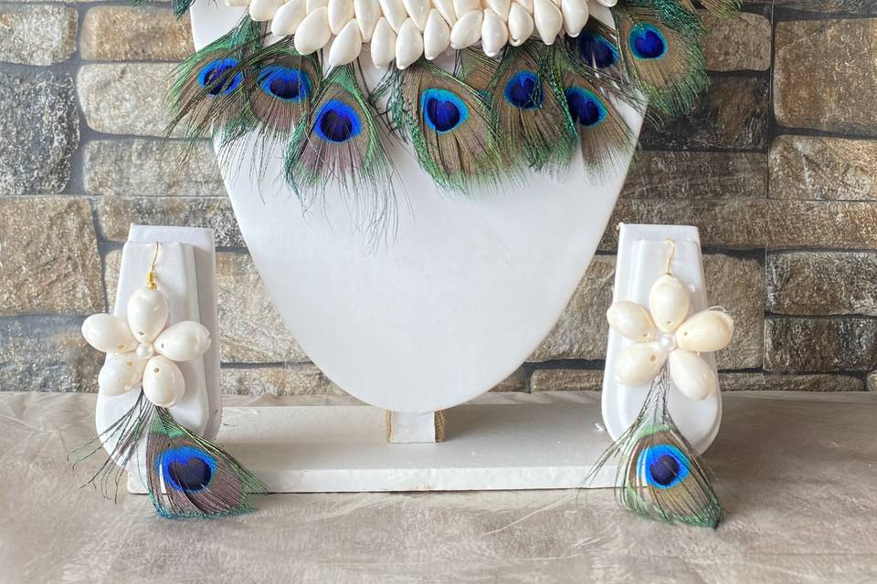 Floral necklace