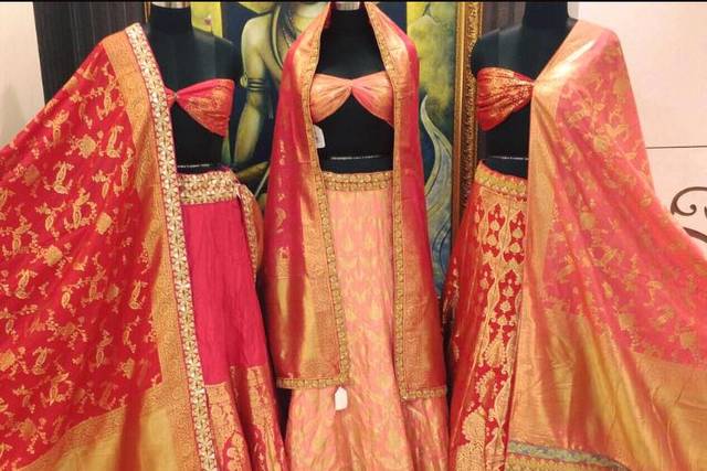 Unique Designer Lehenga & Gown Collection In Chandni Chowk | Cheapest Non  Bridal Bollywood Lehenga - YouTube
