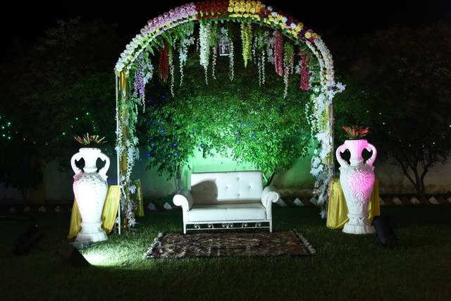 Stage decor