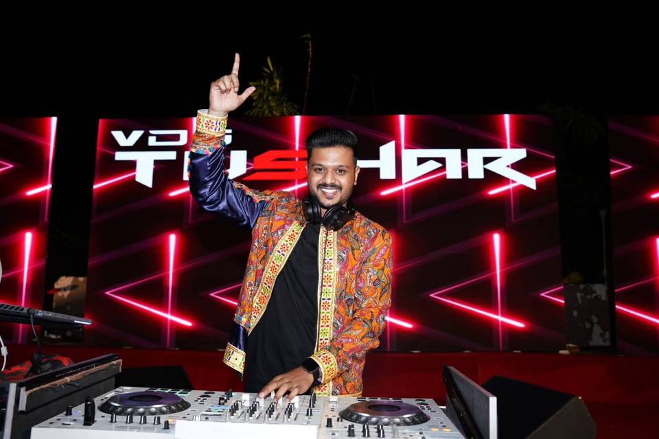 VDJ Tushar