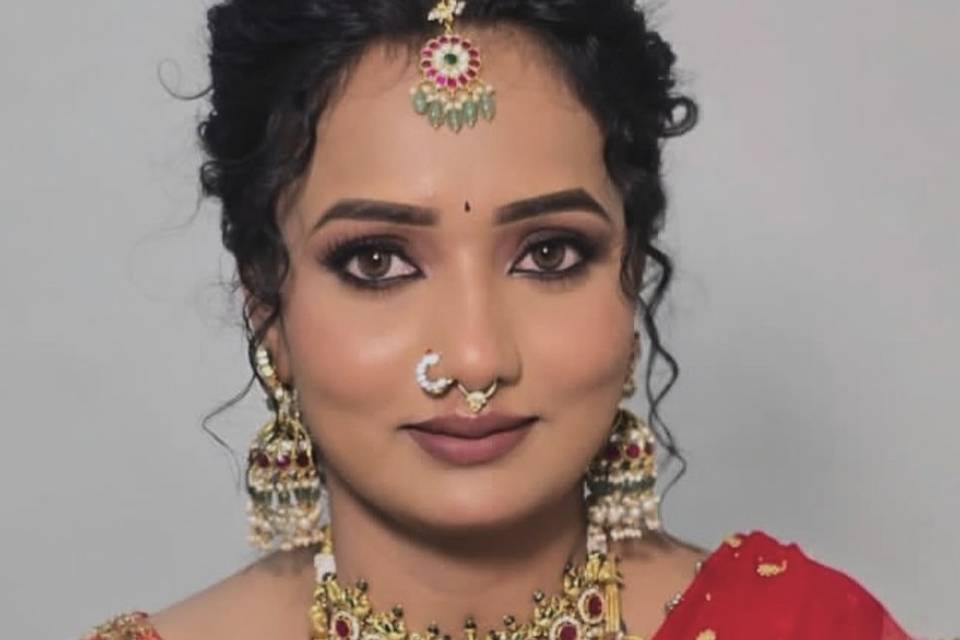 Bridal makeup