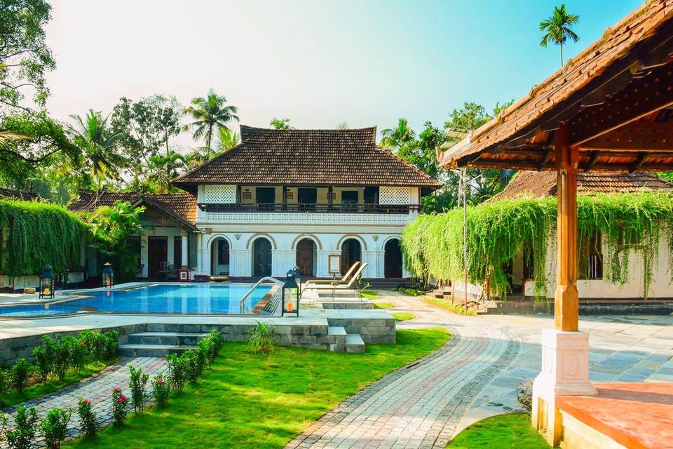 Kumarakom Tharavadu Heritage Hotel