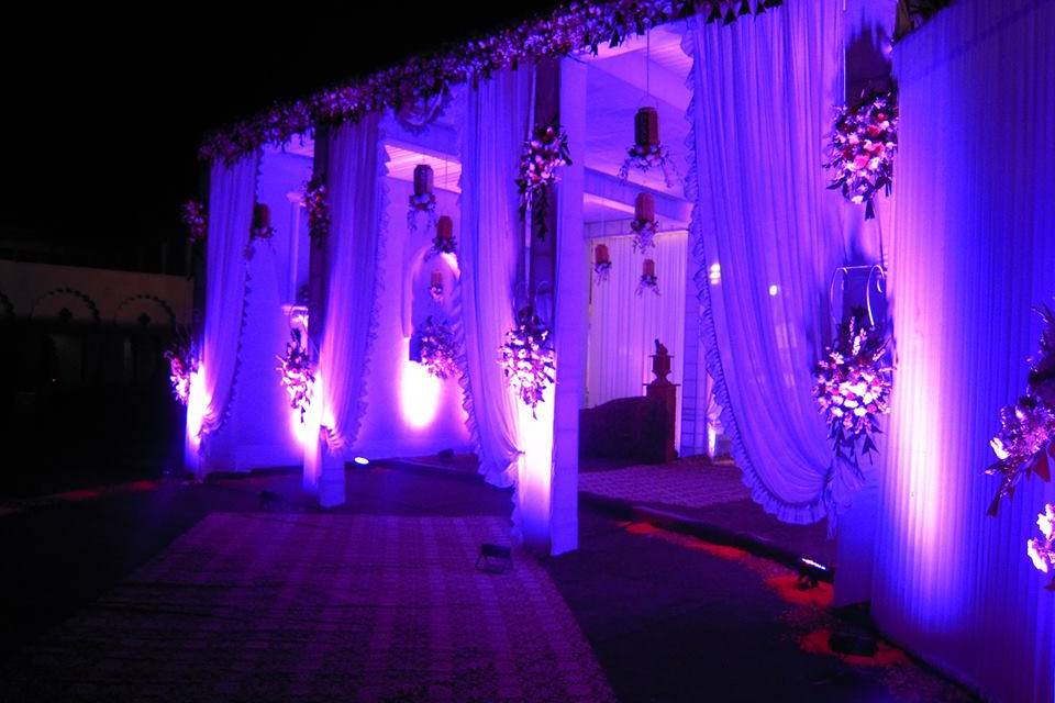 Entrance Decor