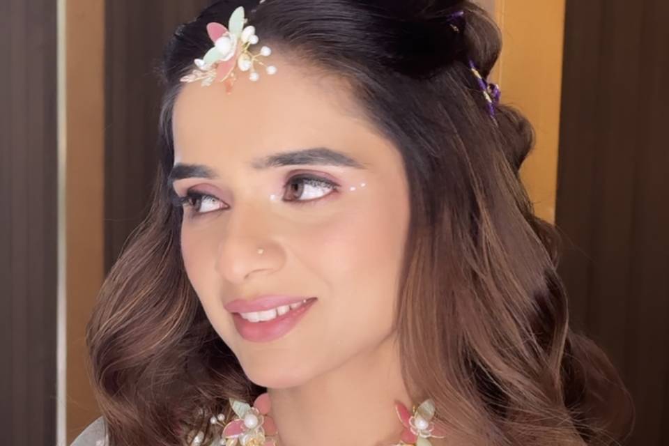 Haldi/mehendi bridal makeup