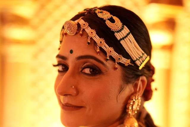 Kruti Marfatia Makeup Artist