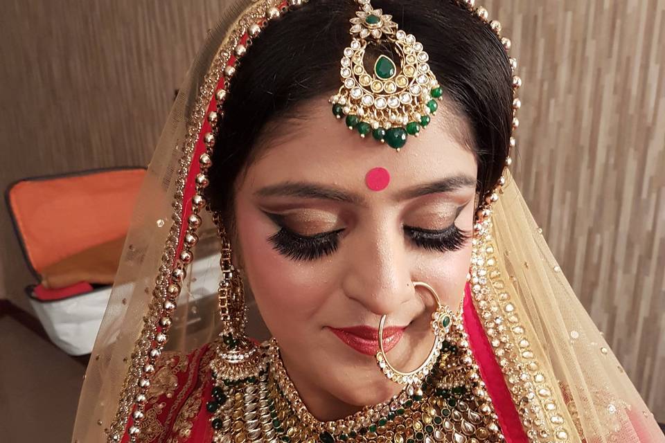 Bridal makeup