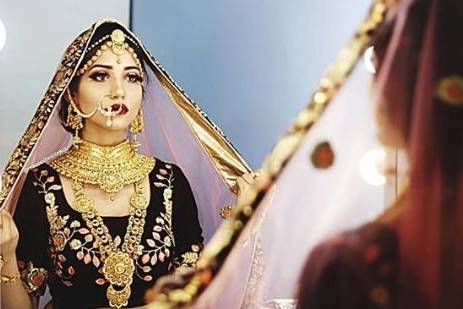 Maneesha Ahlawat Makeovers, Dwarka