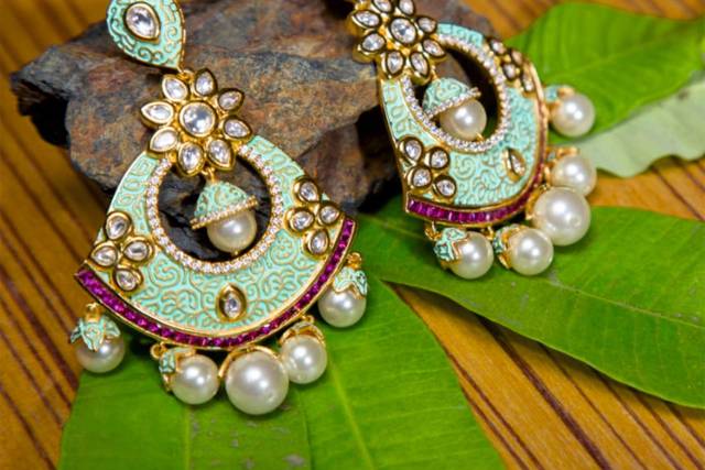 Dazzles Fashion and Costume Jewellery, Lucknow - Jewellery - Gomti Nagar 
