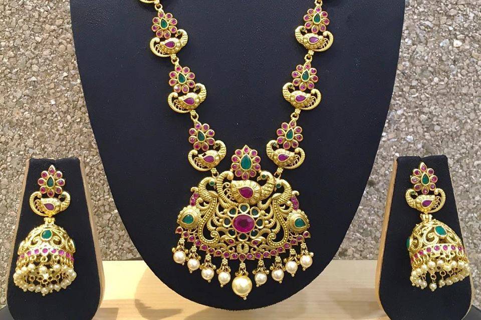 Dazzles Fashion and Costume Jewellery, Lucknow