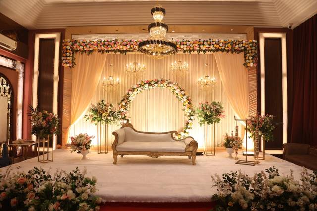 Orsom Stays & Blossom Banquets