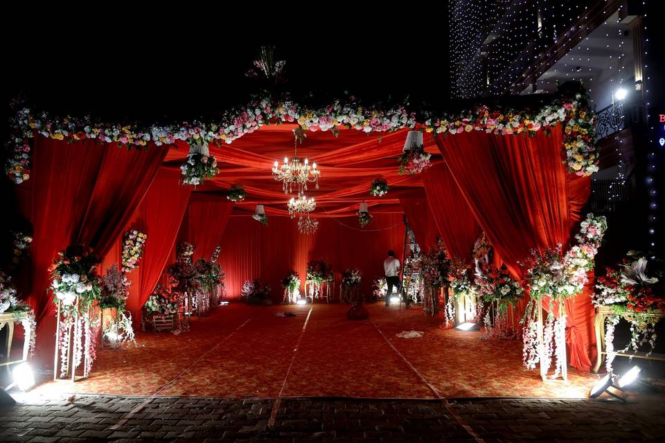 Entrance decor