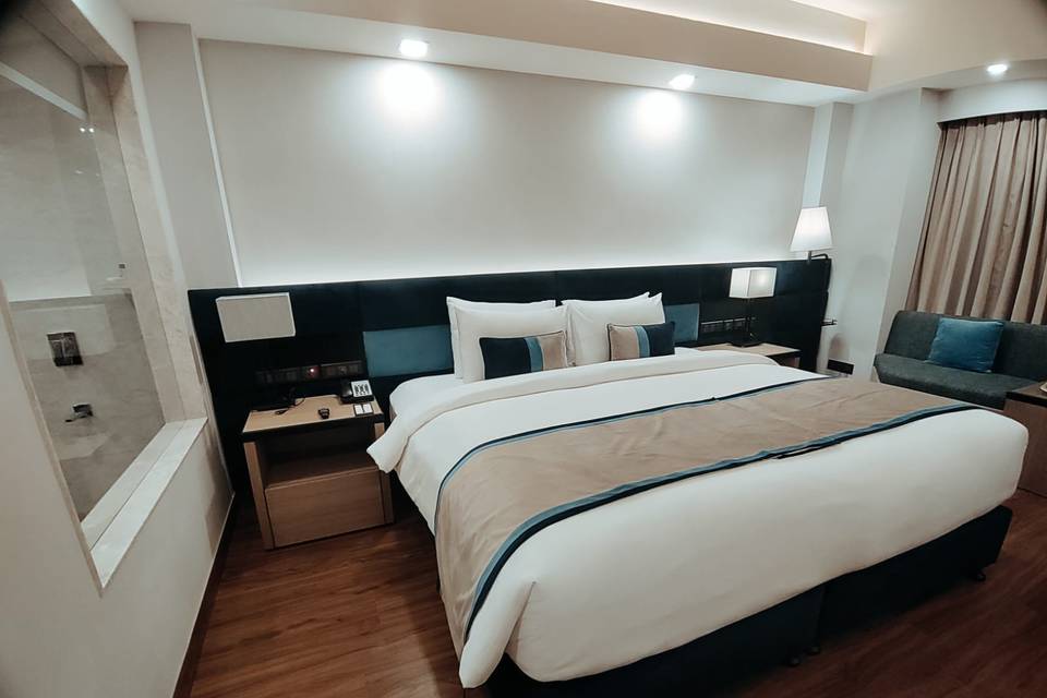 Luxury Room-Large Bed
