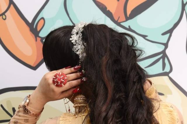 Tip & Toe in Malad West,Mumbai - Best Beauty Parlours For Nail Art in  Mumbai - Justdial