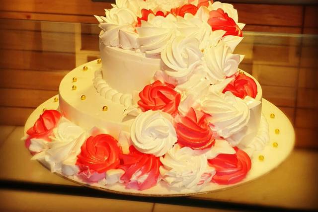Anniversary Homemade Cake in Muzaffarpur at best price by Vaishali Bakery  and Sweet - Justdial