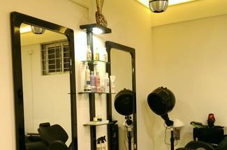 The Styliste Unisex Salon