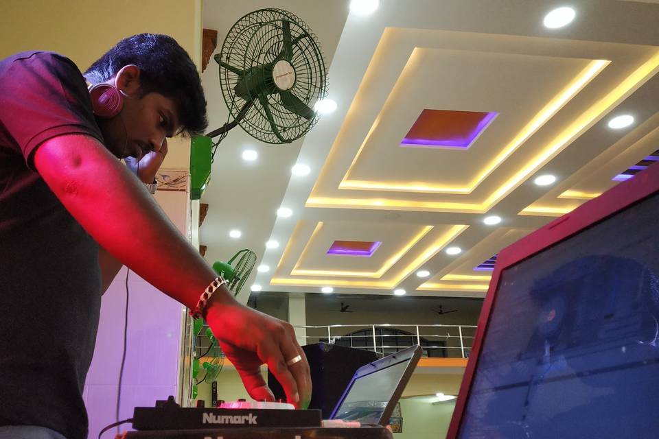 Modern Tamizha DJ