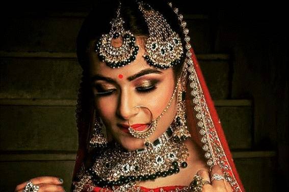 Bridal makeup