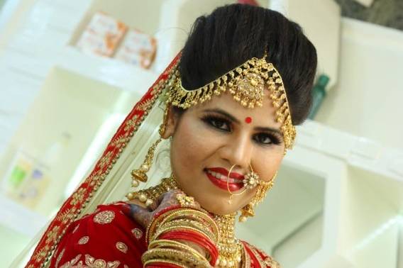 Bridal makeup