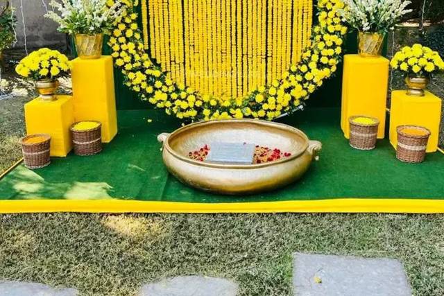 Haldi theam