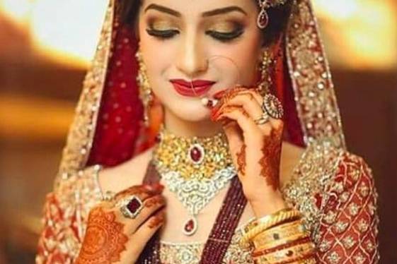 Bridal makeup