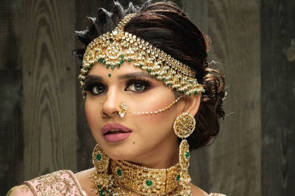 Aaaru Professional Makeup Artist, Coimbatore