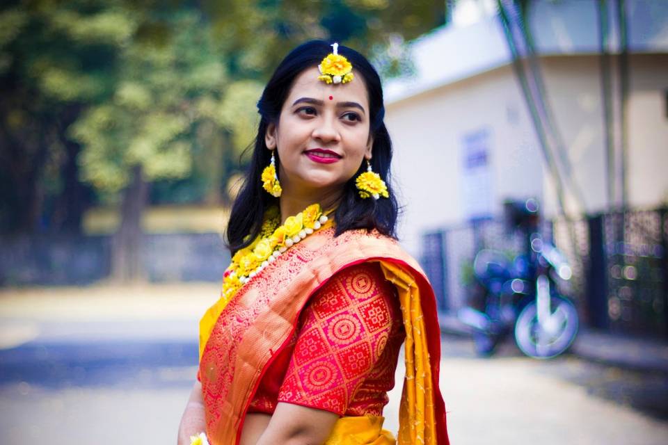 Haldi ceremony Bengali bride