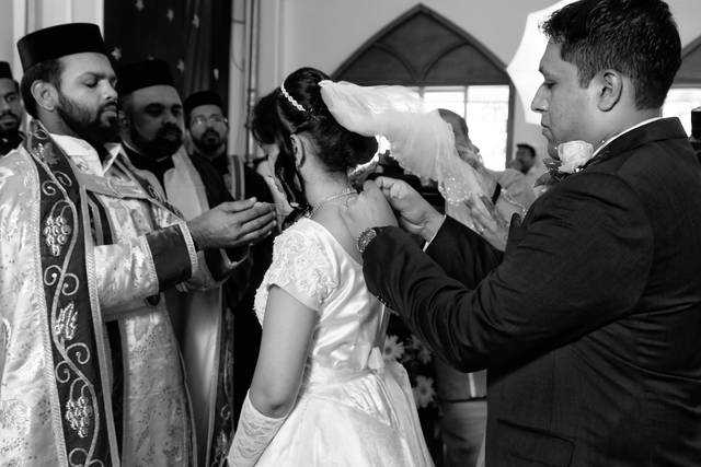 Anjali Weds Roshan