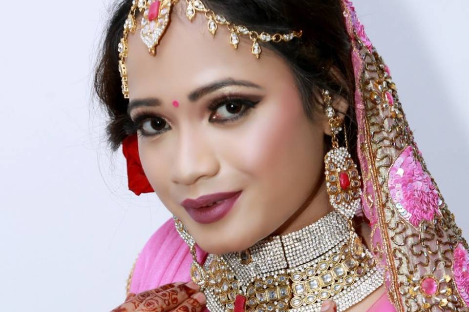 Shweta Gandhi Makeup Artist, Hyderabad